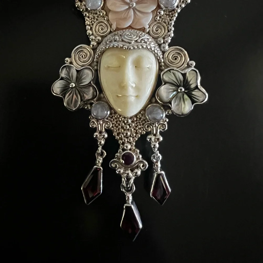 Sajen, Ornate Bali Goddess 925 Sterling Silver Pendant/Brooch. - Picture 13 of 16
